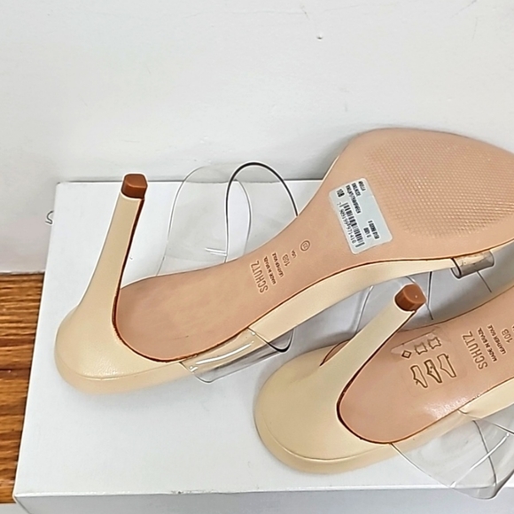 SCHUTZ ARIELLA VINYL AND LEATHER SANDAL. - Picture 6 of 9